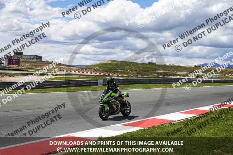 cadwell no limits trackday;cadwell park;cadwell park photographs;cadwell trackday photographs;enduro digital images;event digital images;eventdigitalimages;navarra;no limits trackdays;peter wileman photography;racing digital images;trackday digital images;trackday photos